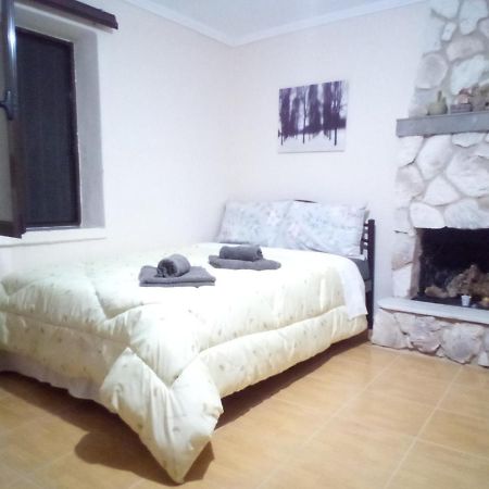 Argiris Old City House 1 กาลัมปากา ภายนอก รูปภาพ
