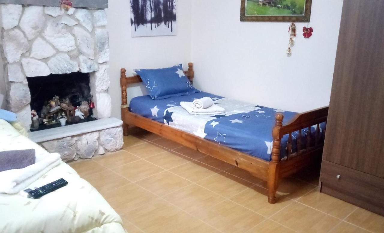 Argiris Old City House 1 กาลัมปากา ภายนอก รูปภาพ