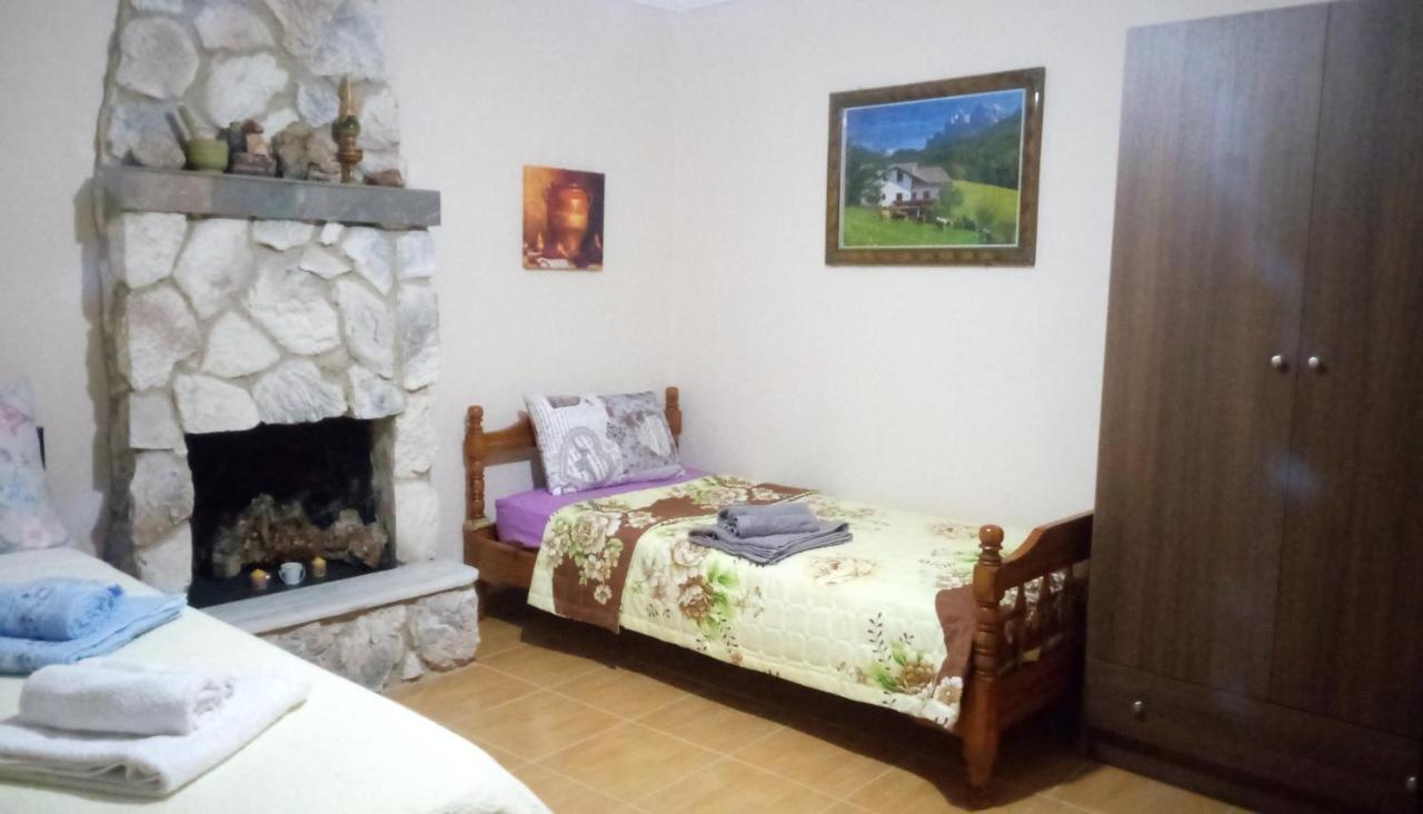 Argiris Old City House 1 กาลัมปากา ภายนอก รูปภาพ